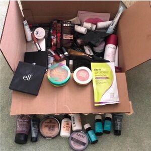 20pc Previously sold out! Highly rated mystery channel, Dior mix new makeup